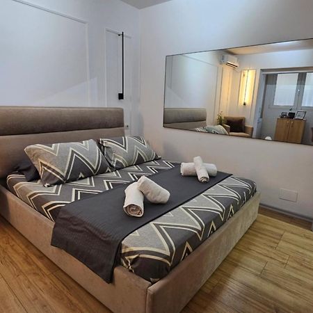 Coco'S Apartment Tiranë Ngoại thất bức ảnh