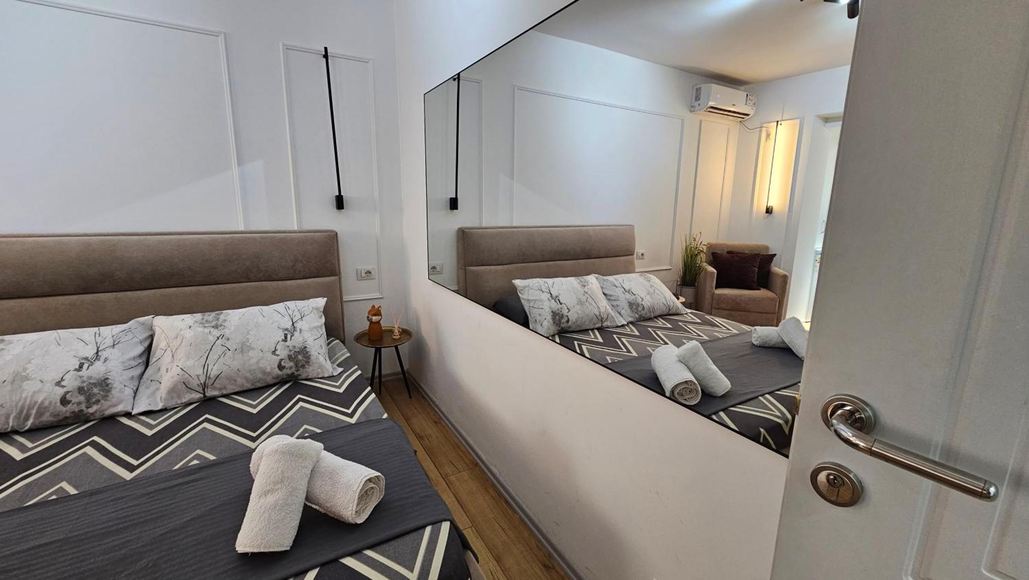 Coco'S Apartment Tiranë Ngoại thất bức ảnh